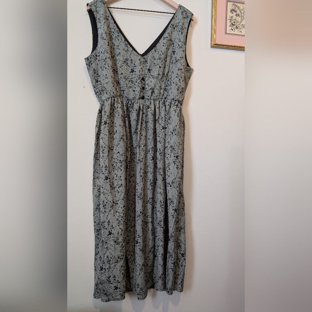 Disturbia Cassie Green Floral Dress - Size 12
